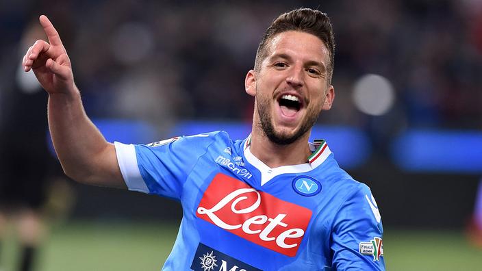«Chiamo Mertens ad 1». «156». «Tuo».