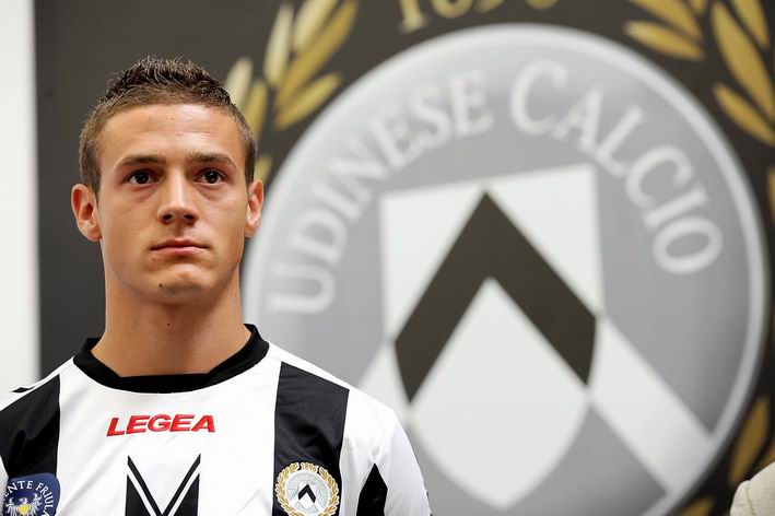 Lui l'aveva detto di non essere Sanchez eh...