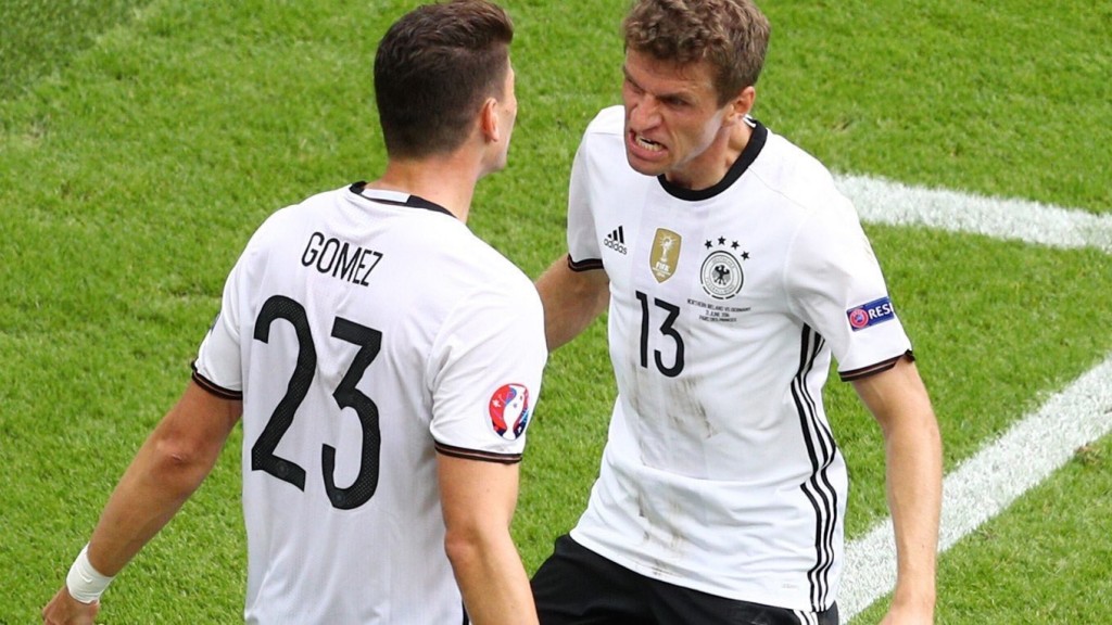 Gomez, Muller