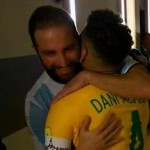 higuain-dani alves