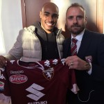 Il difensore brasiliano Carlao al Torino assieme al Direttore Sportivo Gianluca Petrachi al momento della presentazione