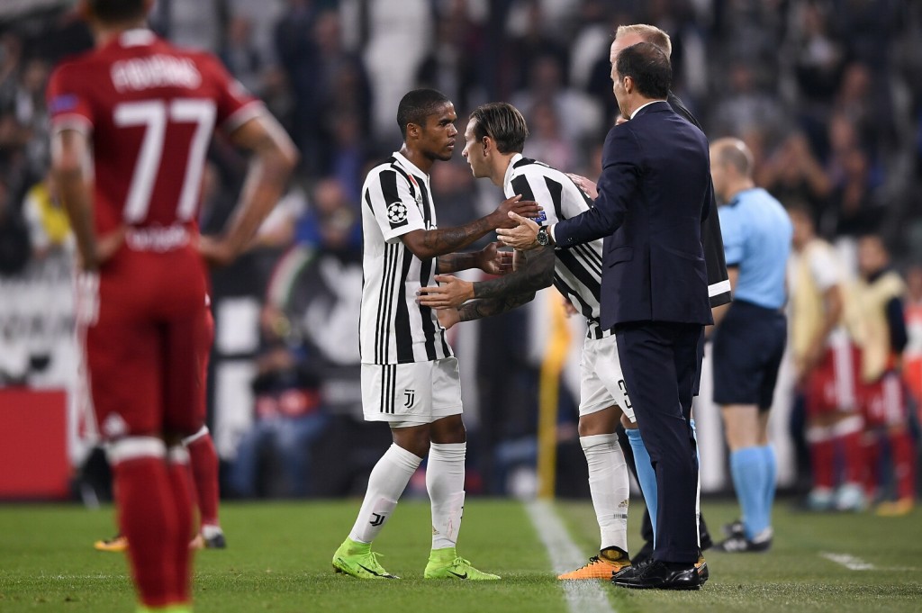 douglas costa-bernardeschi