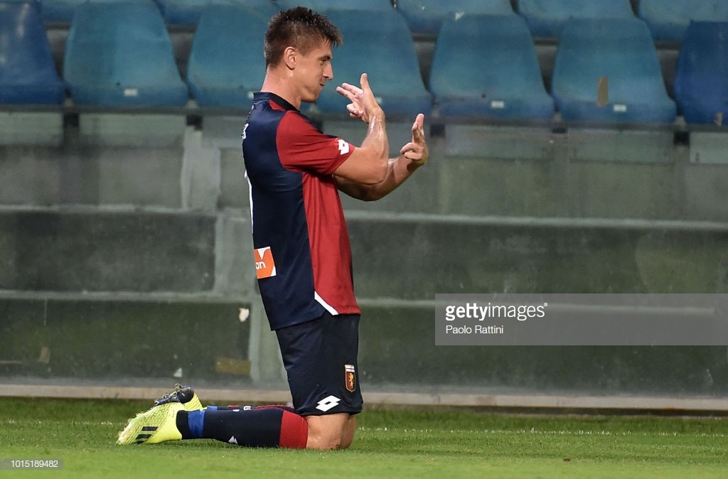 Piatek Genoa