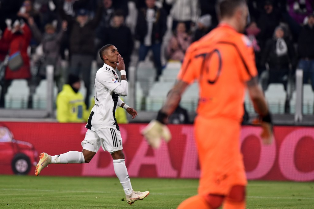Douglas Costa