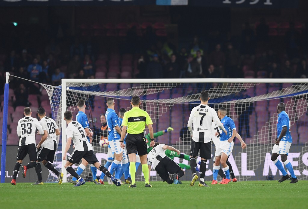 SSC Napoli v Juventus - Serie A
