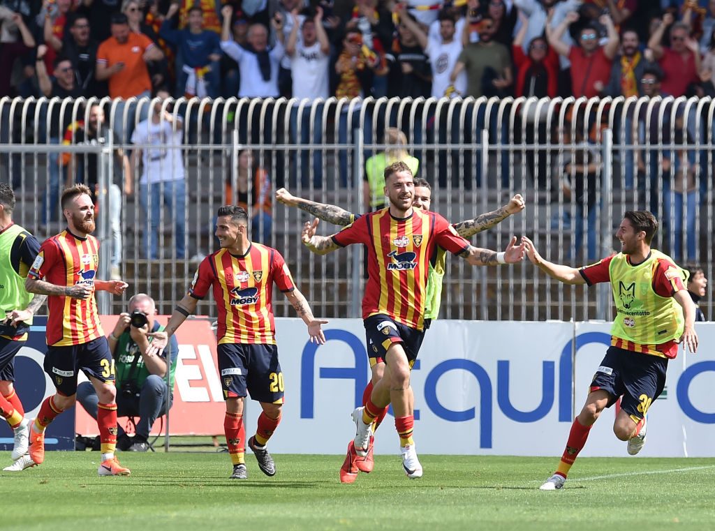 Lecce, in attesa del mercato si riparte dal trio La Mantia-Mancosu-Falco