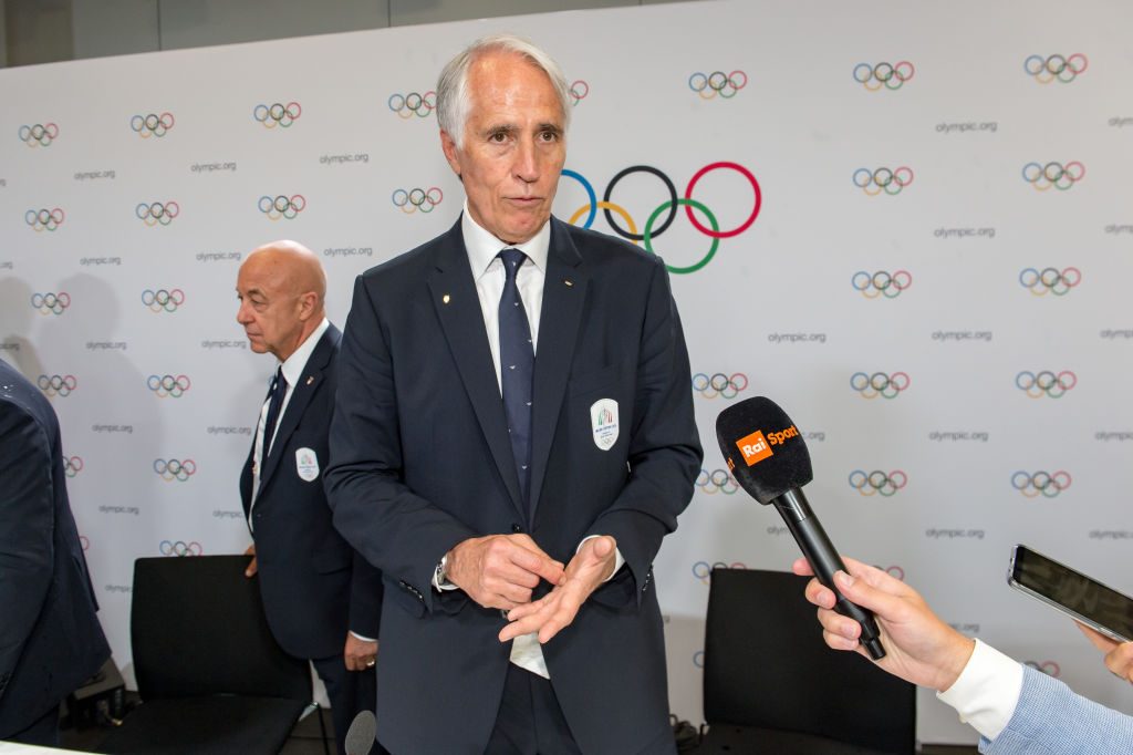 Coronavirus, Malagò: "Non si risolverà in tempi brevi. E sul giocare a porte chiuse..."