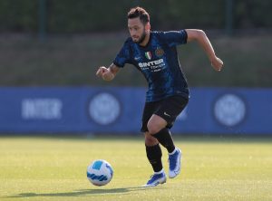 Hakan Calhanoglu Inter 1