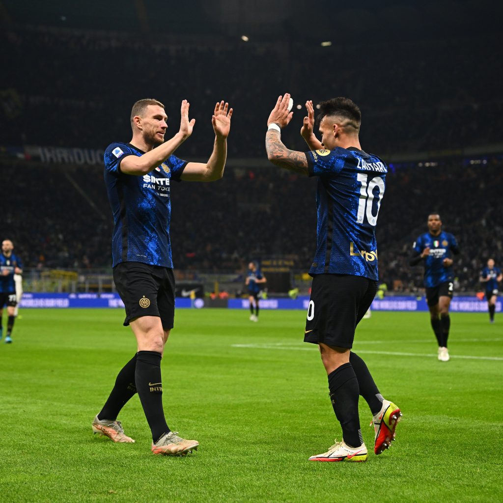 Edin Dzeko e Lautaro Martinez Inter