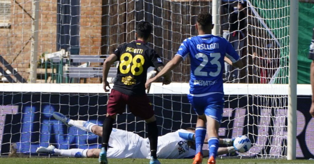 Diego Perotti Salernitana rigore sbagliato