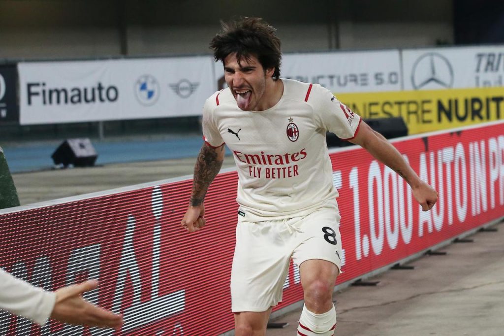 Sandro Tonali Milan 3