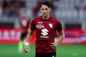 Sasa Lukic Torino training