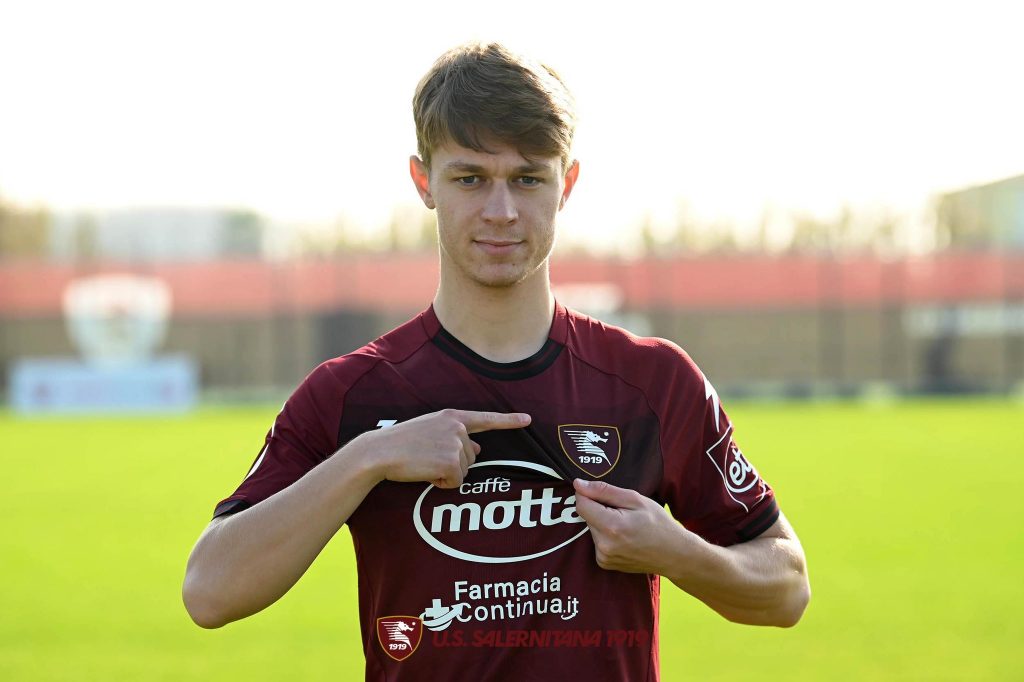 Hans Nicolussi Caviglia Salernitana