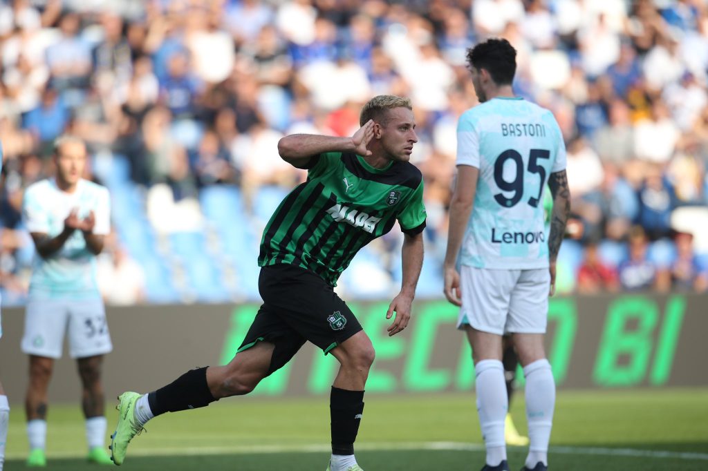Davide Frattesi Sassuolo celebration 1