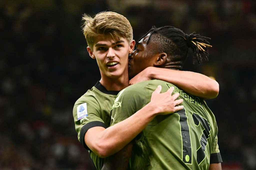 Charles de Ketelaere e Rafael Leao Milan