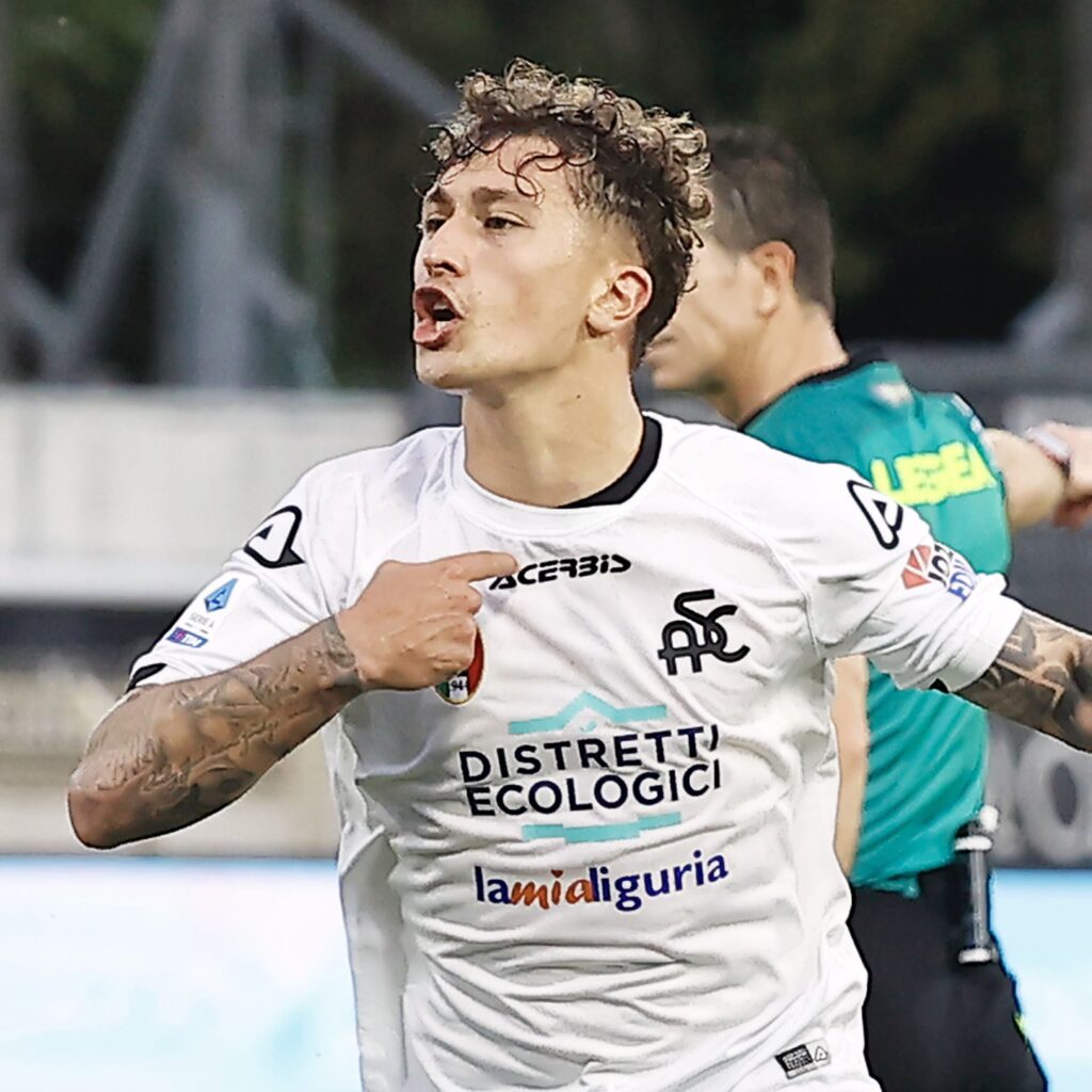 Salvatore Esposito Spezia celebration