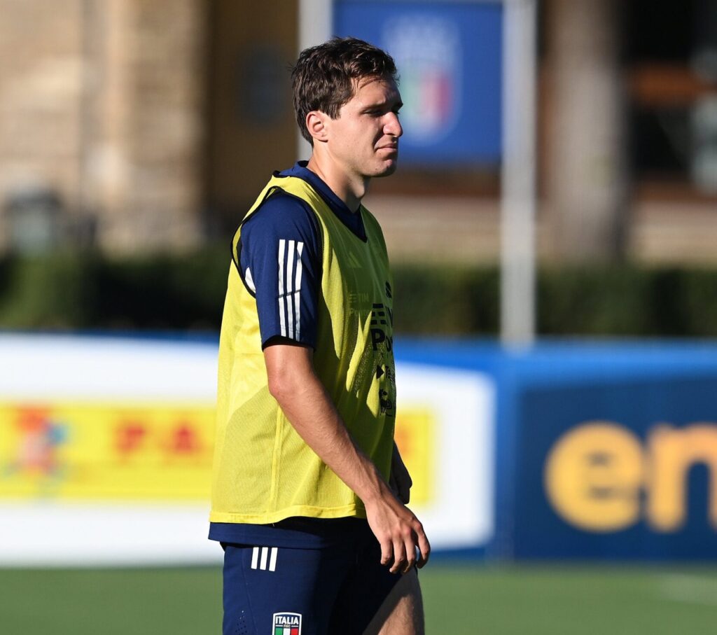 Federico Chiesa Italia training