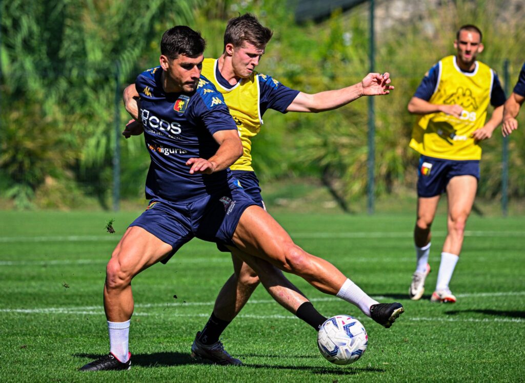 Ruslan Malinovskyi Genoa training