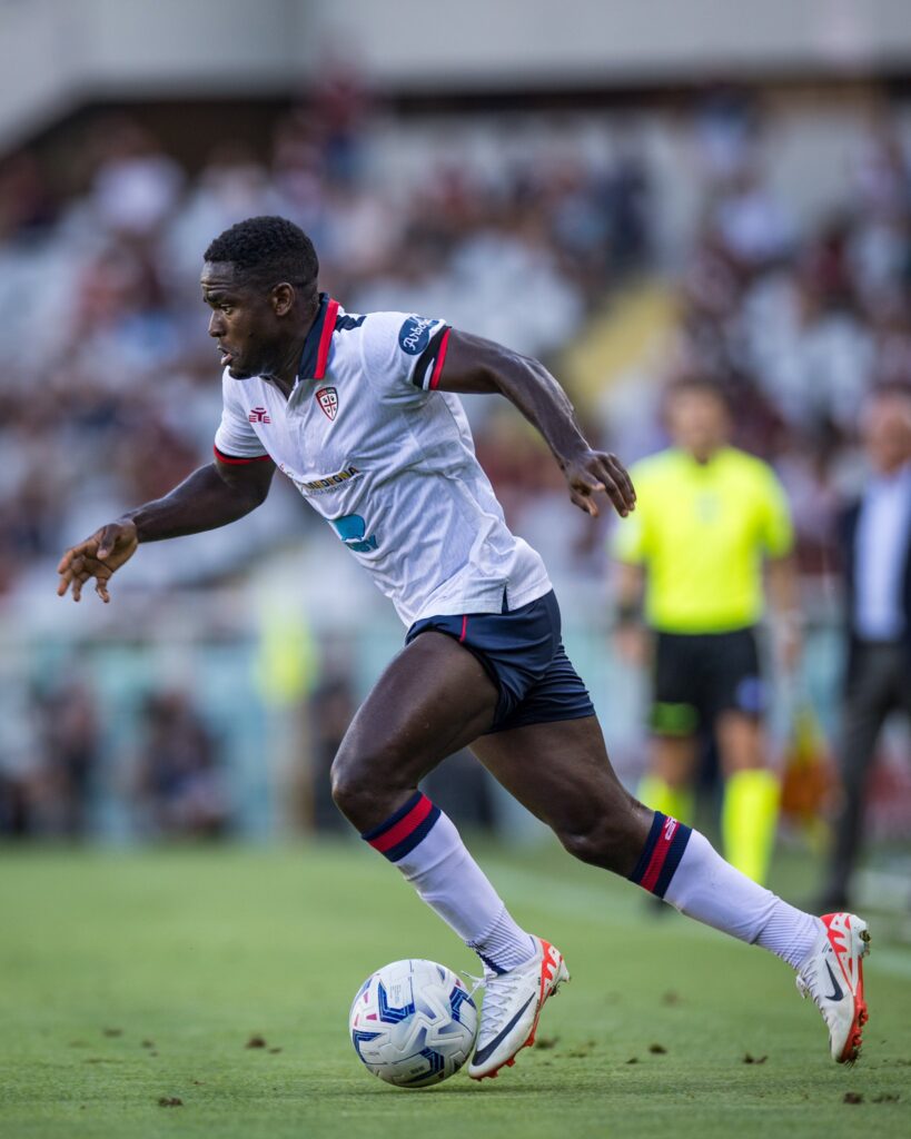 Zito Luvumbo Cagliari