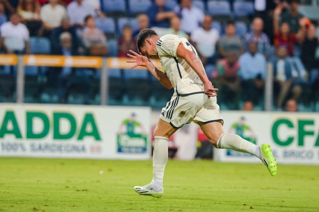 Andrea Belotti Roma celebration