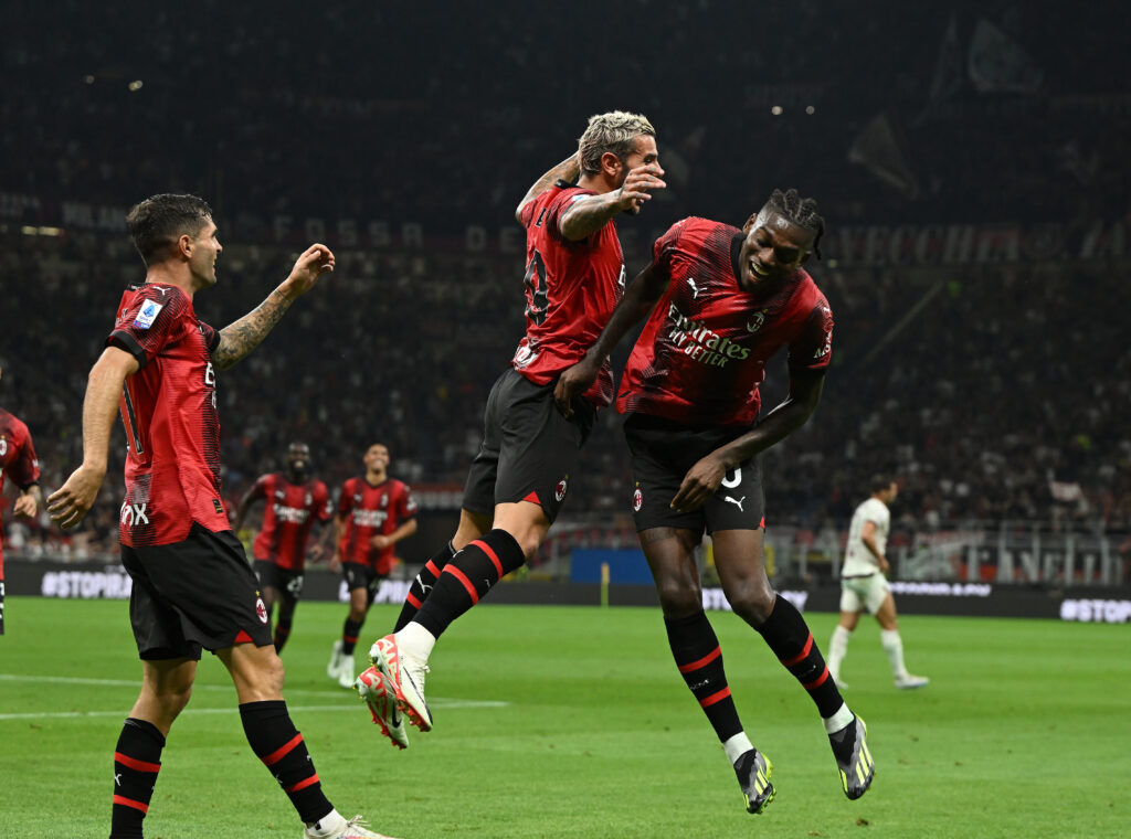 Lotta scudetto, il Milan insidia l’Inter con la Juve in scia. Scende il Napoli e la Fiorentina…