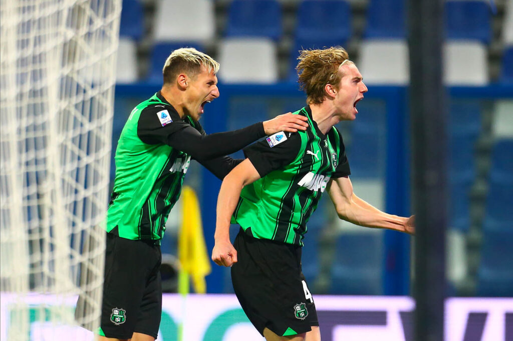 Kristian Thorstvedt Sassuolo celebration 1