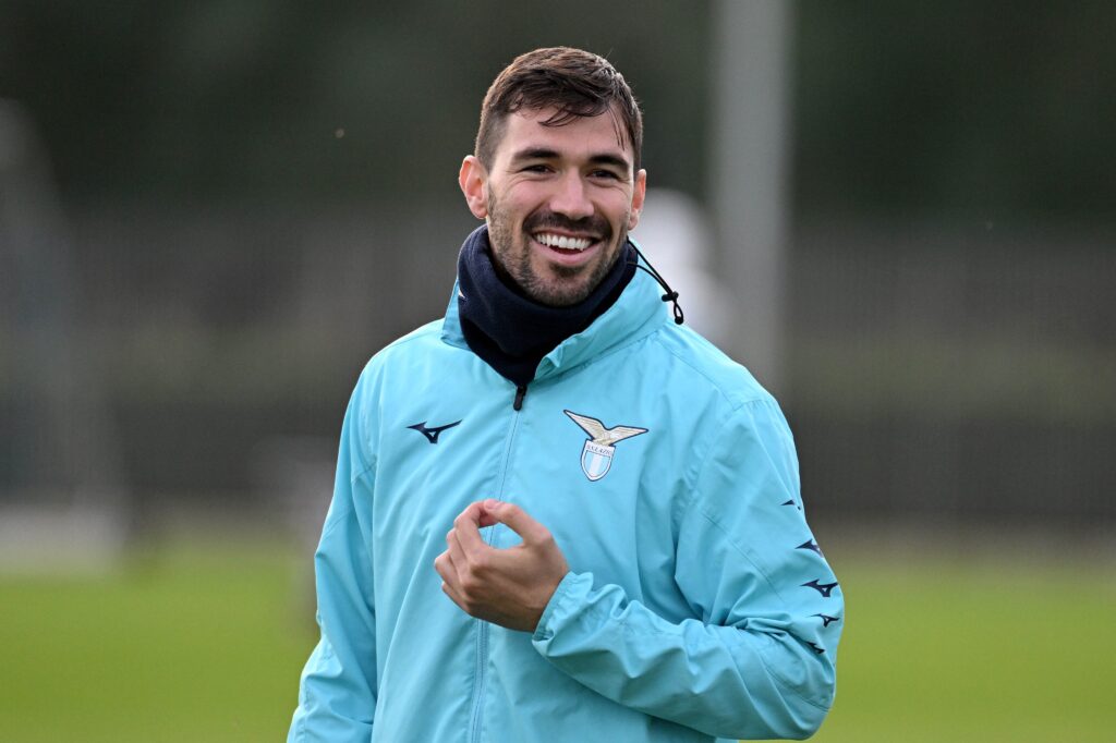 Alessio Romagnoli Lazio training