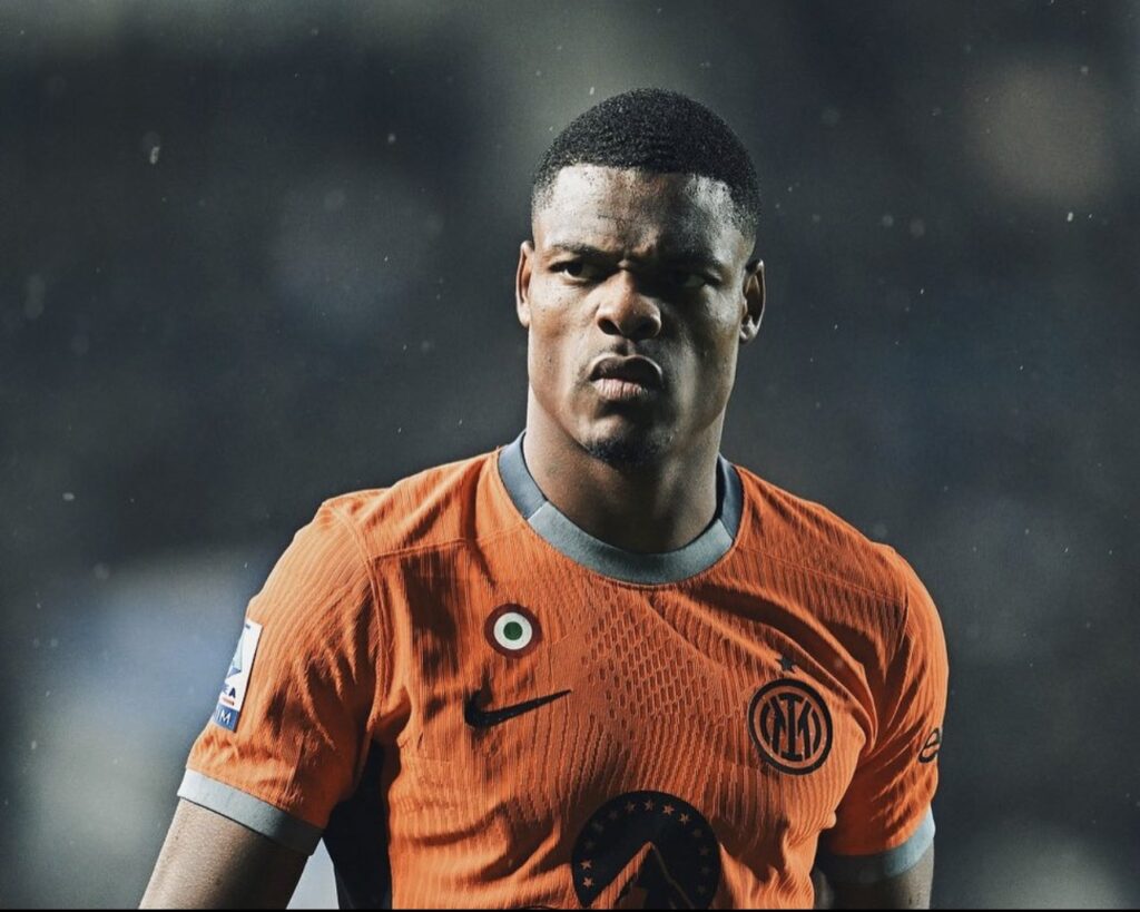 Denzel Dumfries Inter 2