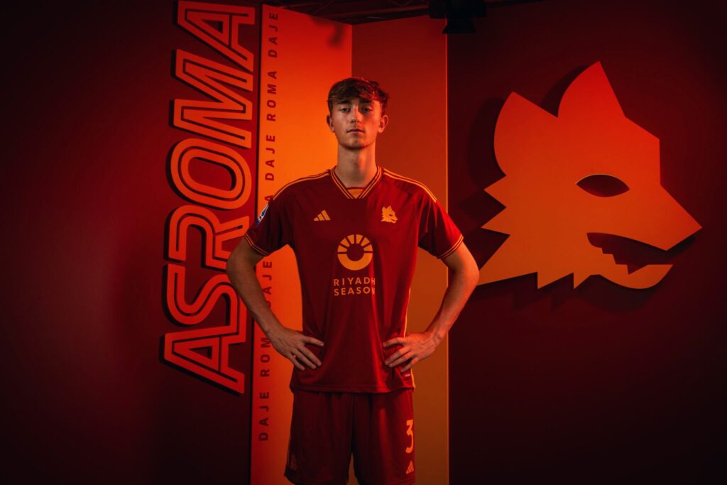 Dean Huijsen Roma presentation