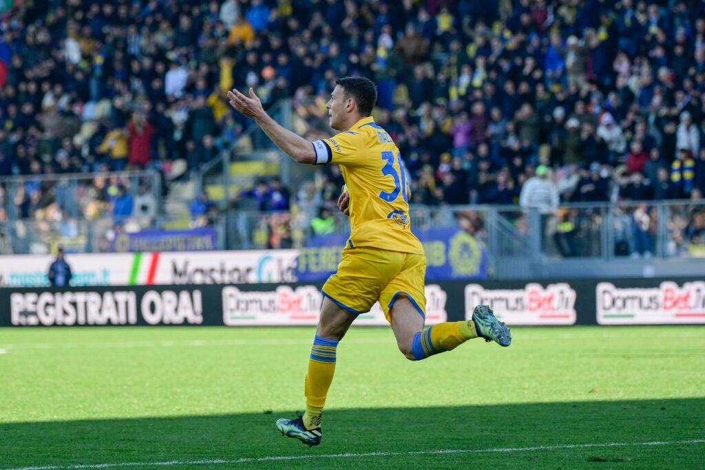 Luca Mazzitelli Frosinone celebration 1