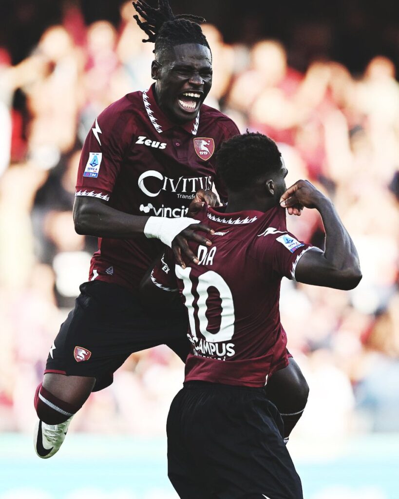 Boulaye Dia Salernitana celebration