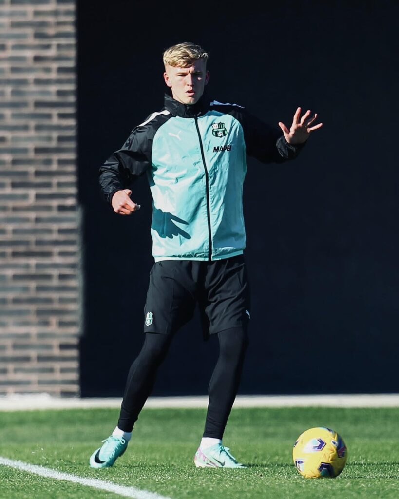 Josh Doig Sassuolo training