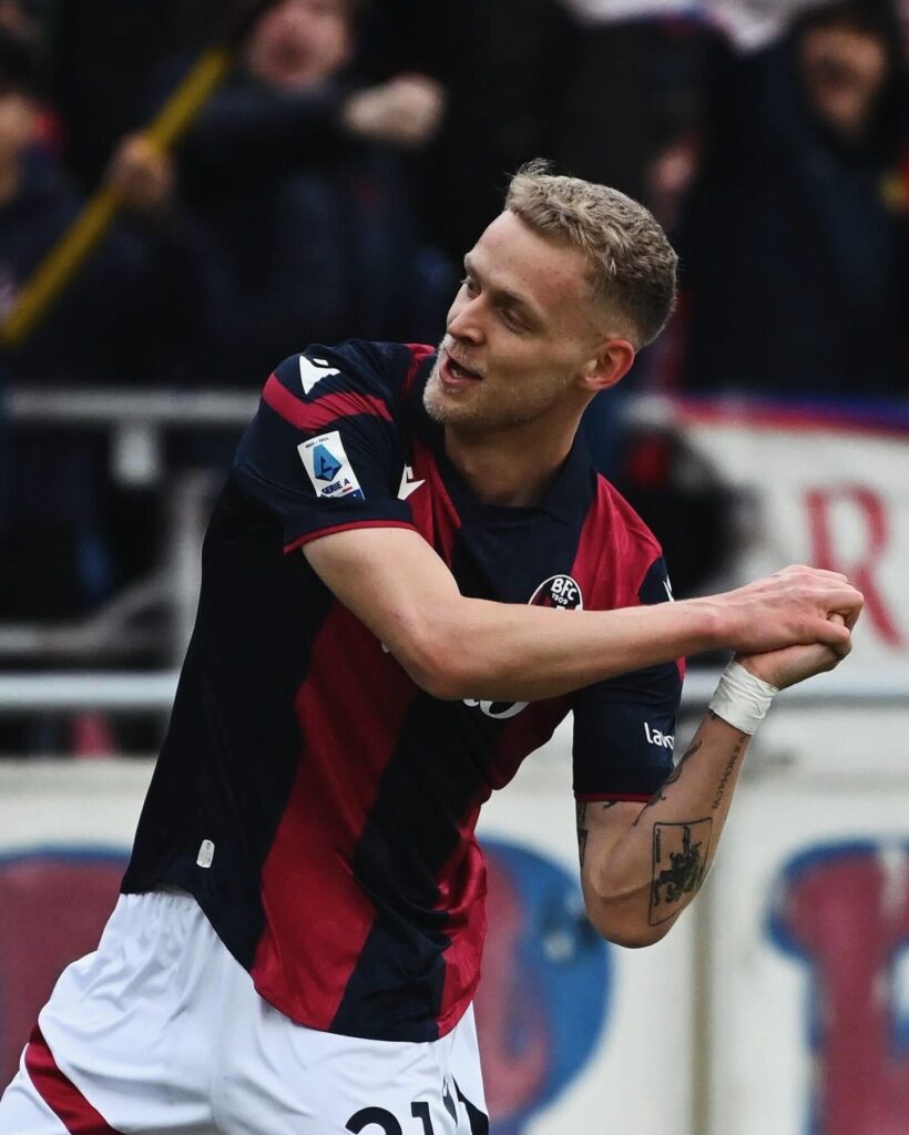 Jens Odgaard Bologna celebration