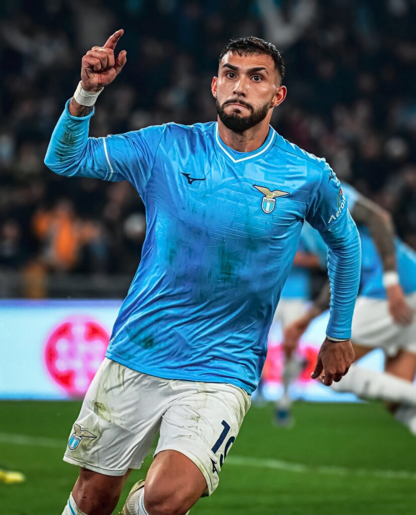 Valentin Taty Castellanos Lazio celebration