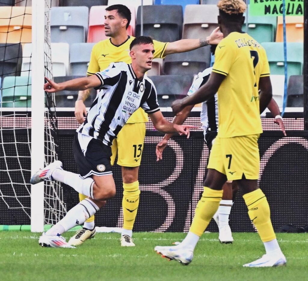 Lorenzo Lucca Udinese celebration