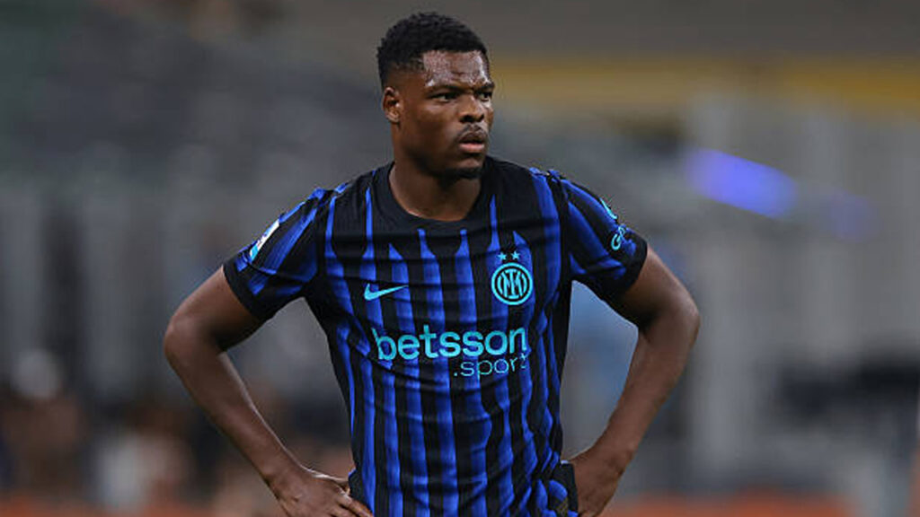 Denzel Dumfries Inter