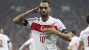 Hakan Calhanoglu Turchia