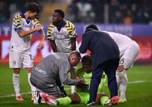 Zion Suzuki Parma injury