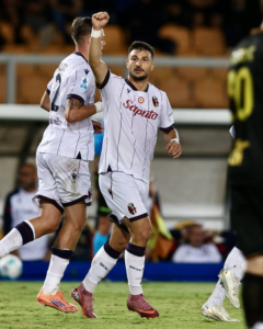 Riccardo Orsolini Bologna celebration